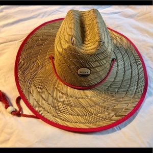 Roxy straw hat with pink stitching